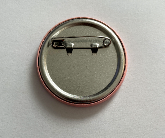 Capybara Button Pin 44mm, Cute Bow Capybara, Holographic Heart Kawaii Animal Badge, Backpack Accessory Pin