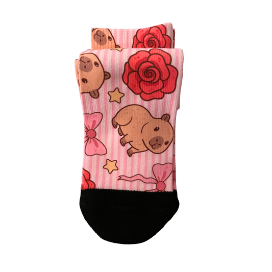 Coquette Capybara, bow & Rose Socks (kids)