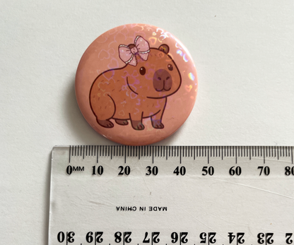 Capybara Button Pin 44mm, Cute Bow Capybara, Holographic Heart Kawaii Animal Badge, Backpack Accessory Pin